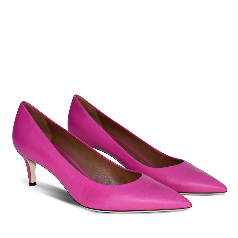 Lily pointed toe leather pumps in fuchsia
